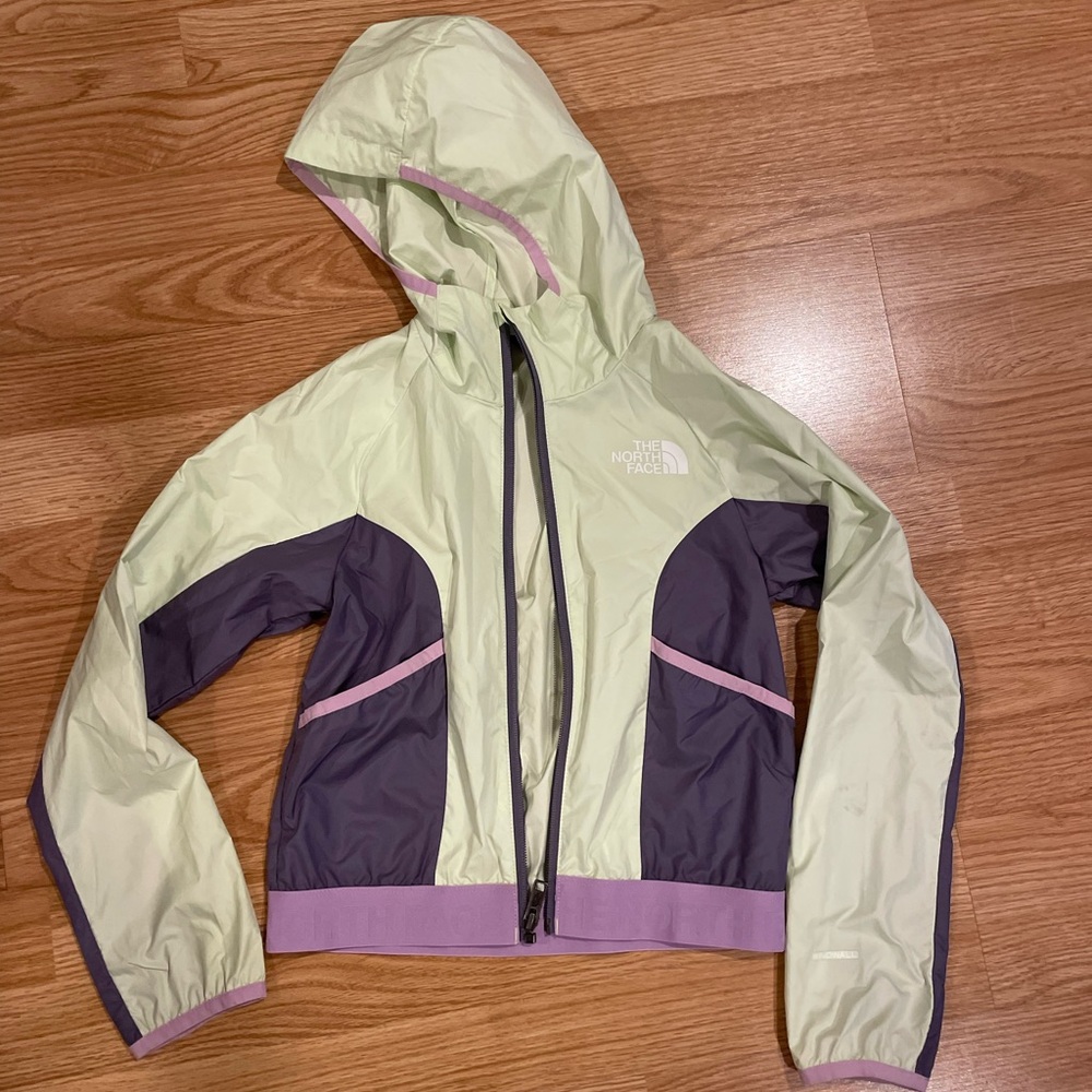 North face girls windbreaker